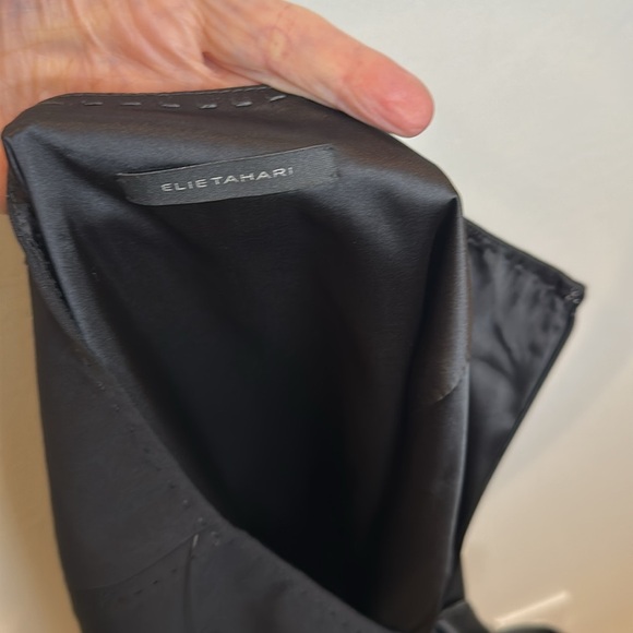 ELIE TAHARI FERRIS SKIRT NWT 95% VIRGIN WOOL LINED SIDE ZIP SIZE 8 - Picture 6 of 6